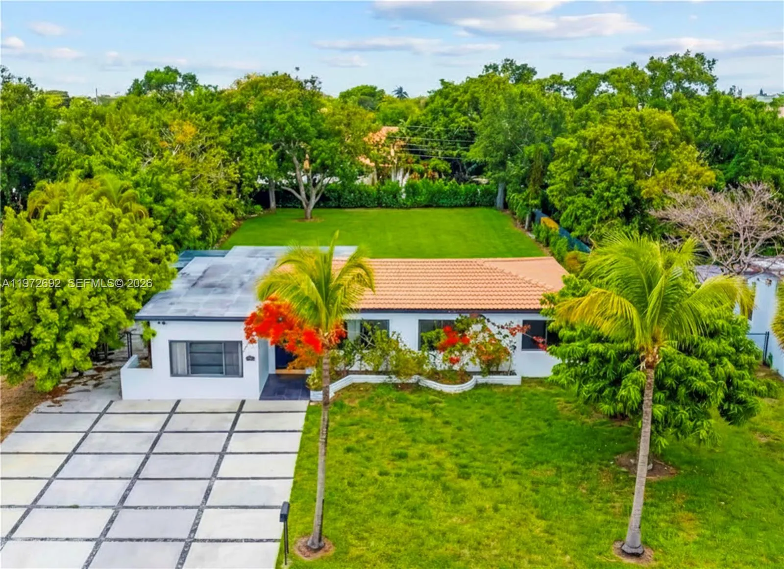 2421 Ne 187th St, Miami, Florida 33180, Miami, Florida 33180, 2 Bedrooms Bedrooms, ,2 BathroomsBathrooms,Residential,For Sale,2421 Ne 187th St, Miami, Florida 33180,A11972692