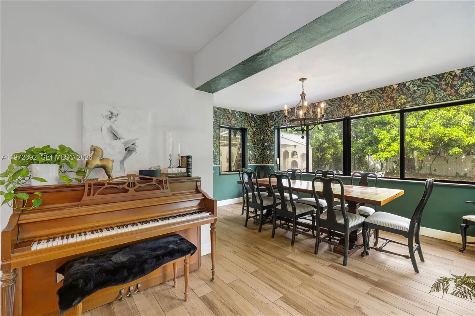 2421 Ne 187th St, Miami, Florida 33180, Miami, Florida 33180, 2 Bedrooms Bedrooms, ,2 BathroomsBathrooms,Residential,For Sale,2421 Ne 187th St, Miami, Florida 33180,A11972692