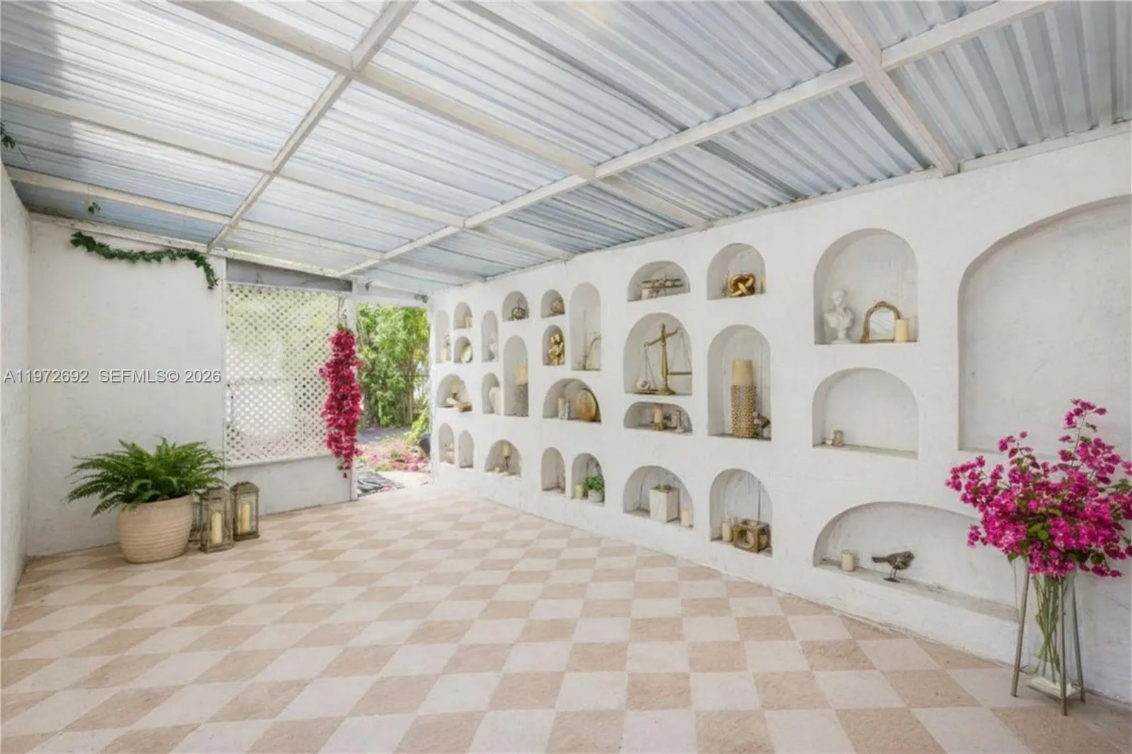 2421 Ne 187th St, Miami, Florida 33180, Miami, Florida 33180, 2 Bedrooms Bedrooms, ,2 BathroomsBathrooms,Residential,For Sale,2421 Ne 187th St, Miami, Florida 33180,A11972692