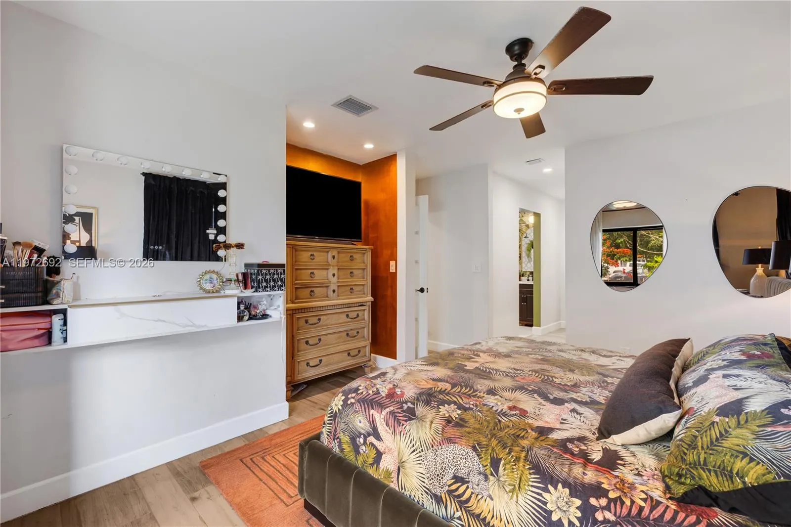 2421 Ne 187th St, Miami, Florida 33180, Miami, Florida 33180, 2 Bedrooms Bedrooms, ,2 BathroomsBathrooms,Residential,For Sale,2421 Ne 187th St, Miami, Florida 33180,A11972692