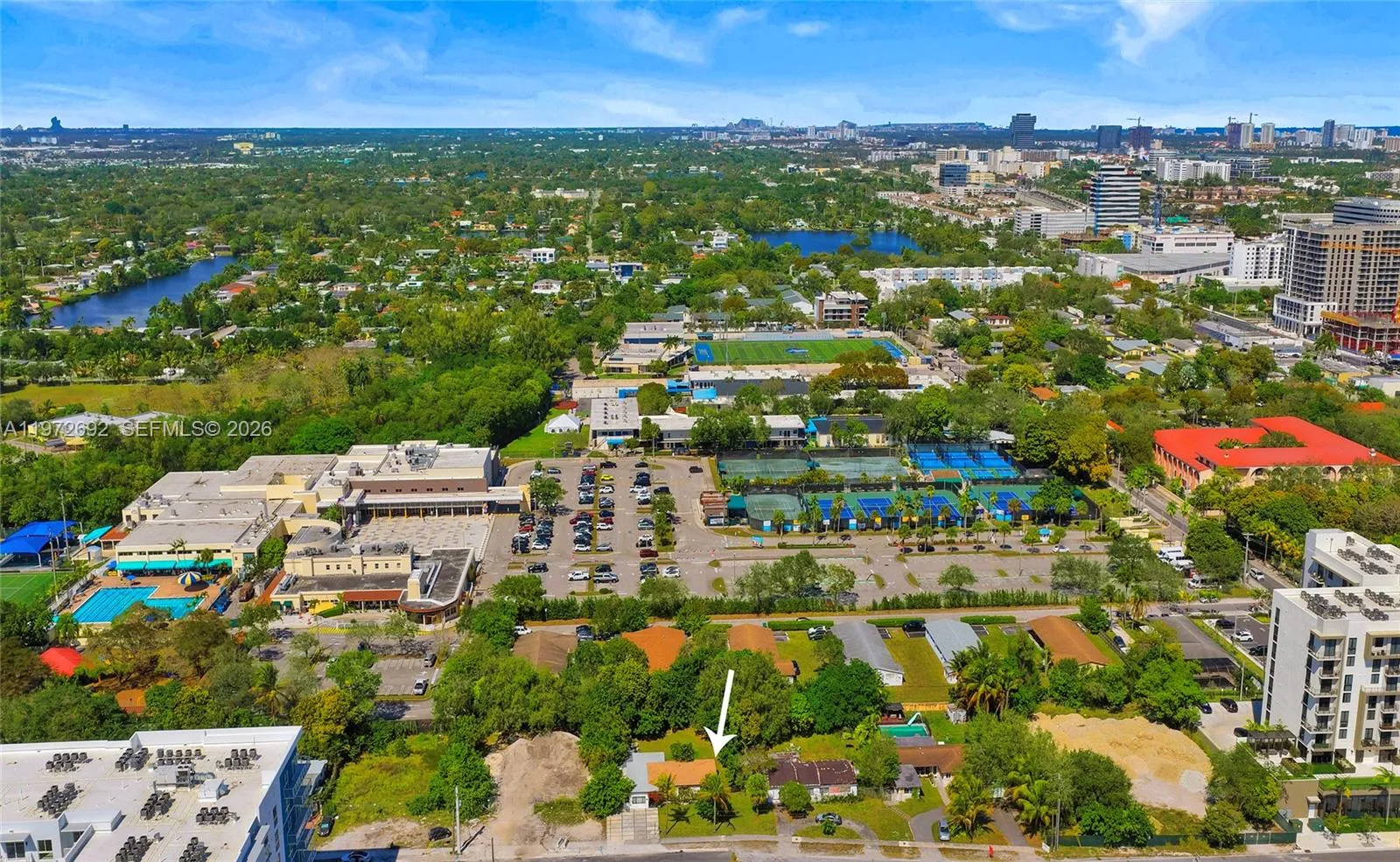 2421 Ne 187th St, Miami, Florida 33180, Miami, Florida 33180, 2 Bedrooms Bedrooms, ,2 BathroomsBathrooms,Residential,For Sale,2421 Ne 187th St, Miami, Florida 33180,A11972692