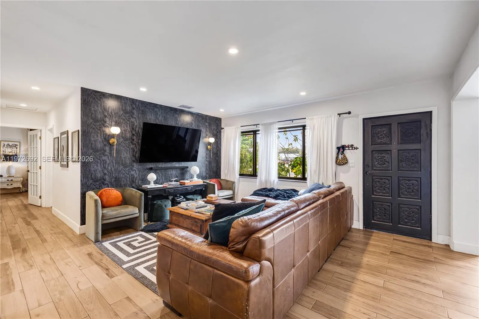 2421 Ne 187th St, Miami, Florida 33180, Miami, Florida 33180, 2 Bedrooms Bedrooms, ,2 BathroomsBathrooms,Residential,For Sale,2421 Ne 187th St, Miami, Florida 33180,A11972692