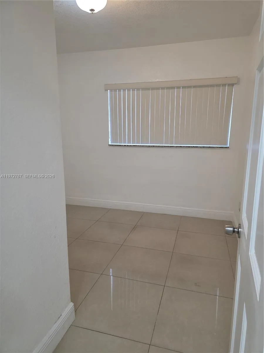 6240 Nw 114th St 6240, Hialeah, Florida 33012, Hialeah, Florida 33012, 3 Bedrooms Bedrooms, ,1 BathroomBathrooms,Residential Lease,For Rent,6240 Nw 114th St 6240, Hialeah, Florida 33012,A11972787