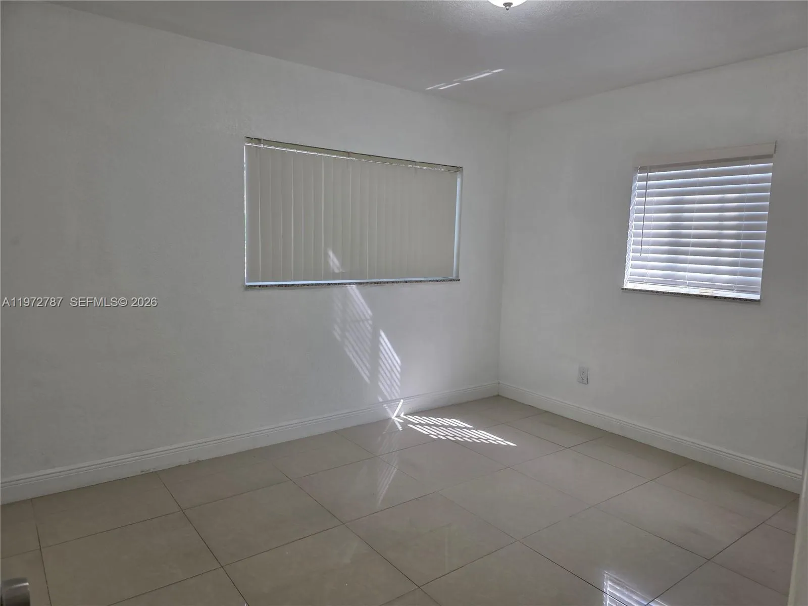 6240 Nw 114th St 6240, Hialeah, Florida 33012, Hialeah, Florida 33012, 3 Bedrooms Bedrooms, ,1 BathroomBathrooms,Residential Lease,For Rent,6240 Nw 114th St 6240, Hialeah, Florida 33012,A11972787