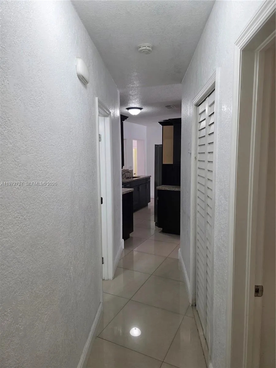 6240 Nw 114th St 6240, Hialeah, Florida 33012, Hialeah, Florida 33012, 3 Bedrooms Bedrooms, ,1 BathroomBathrooms,Residential Lease,For Rent,6240 Nw 114th St 6240, Hialeah, Florida 33012,A11972787