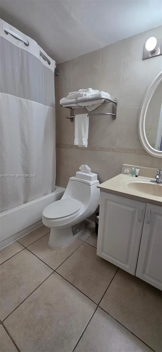 19201 Collins Ave 1011, Sunny Isles Beach, Florida, Sunny Isles Beach, Florida 33160, ,1 BathroomBathrooms,Residential,For Sale,19201 Collins Ave 1011, Sunny Isles Beach, Florida,A11971316