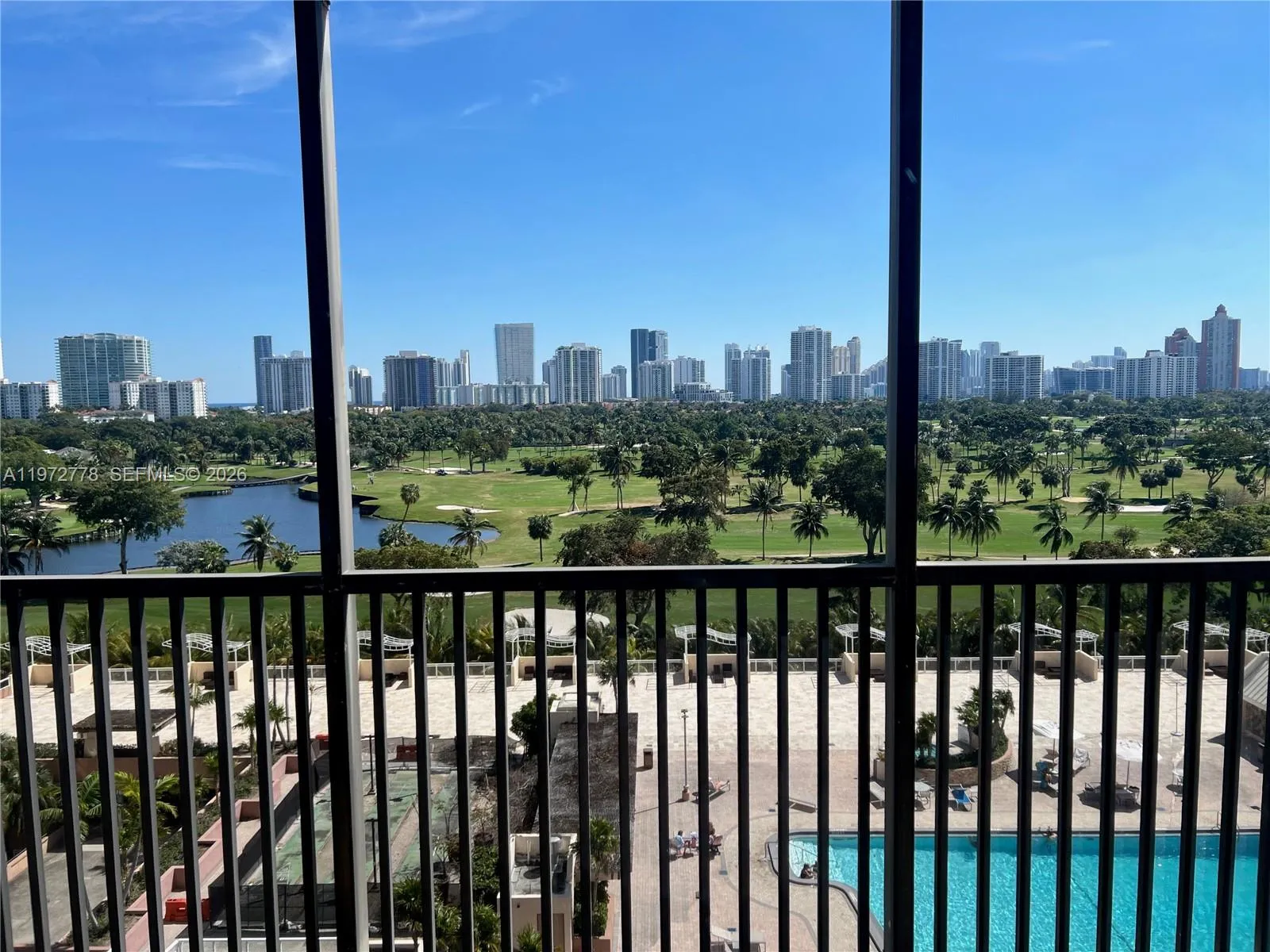 Aventura, Florida 33180, 2 Bedrooms Bedrooms, ,2 BathroomsBathrooms,Residential,For Sale,A11972778