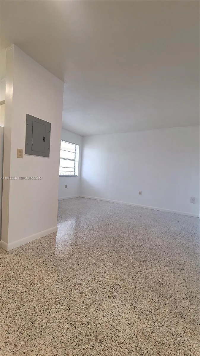 34 E 21st St 1, Hialeah, Florida 33010, Hialeah, Florida 33010, 1 Bedroom Bedrooms, ,1 BathroomBathrooms,Residential Lease,For Rent,34 E 21st St 1, Hialeah, Florida 33010,A11972830