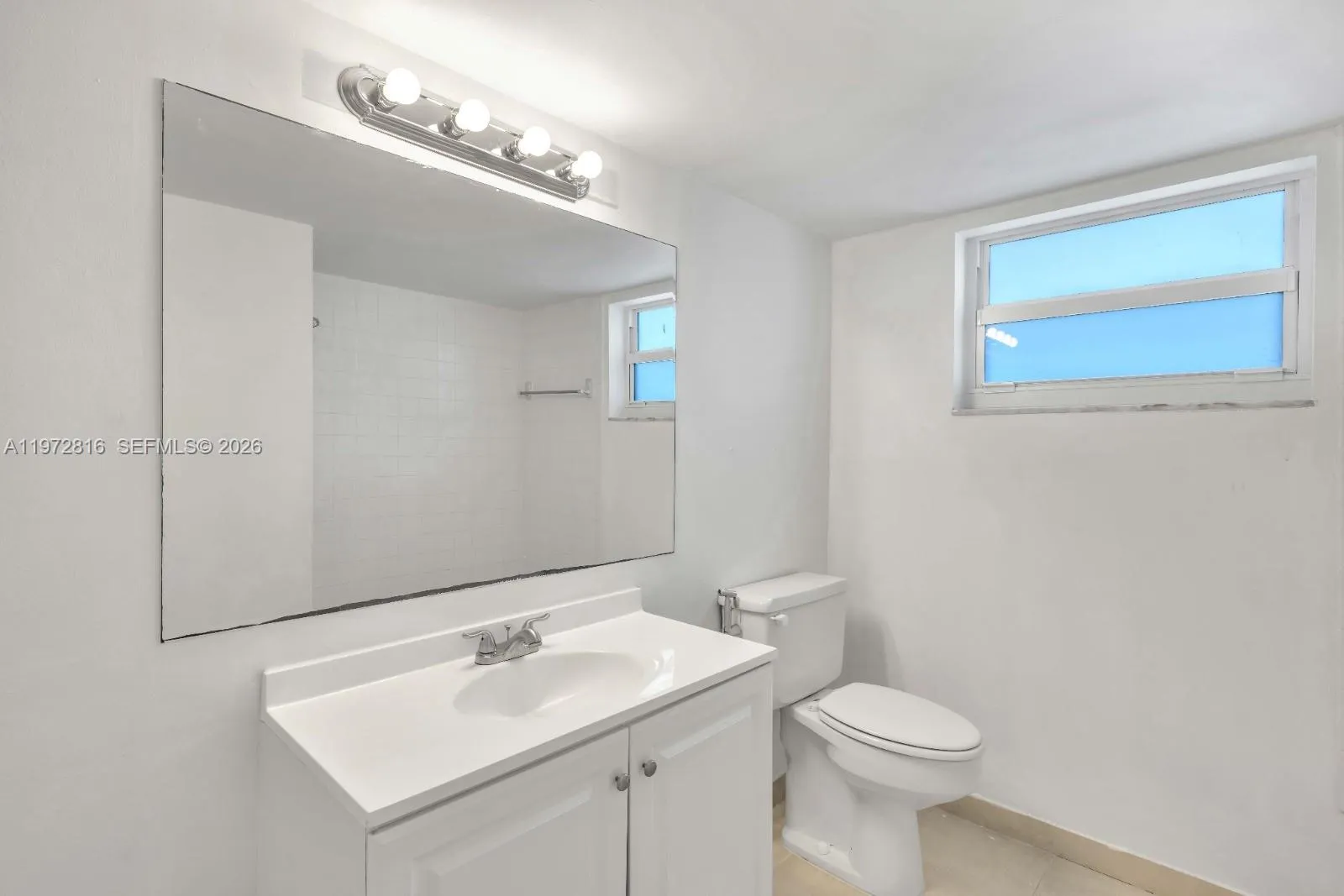 1680 Ne 191st St 415-2, Miami, Florida 33179, Miami, Florida 33179, 1 Bedroom Bedrooms, ,1 BathroomBathrooms,Residential Lease,For Rent,1680 Ne 191st St 415-2, Miami, Florida 33179,A11972816