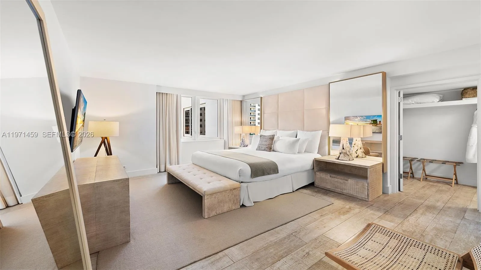 102 24th St 904, Miami Beach, Florida 33139, Miami Beach, Florida 33139, 3 Bedrooms Bedrooms, ,3 BathroomsBathrooms,Residential,For Sale,102 24th St 904, Miami Beach, Florida 33139,A11971459