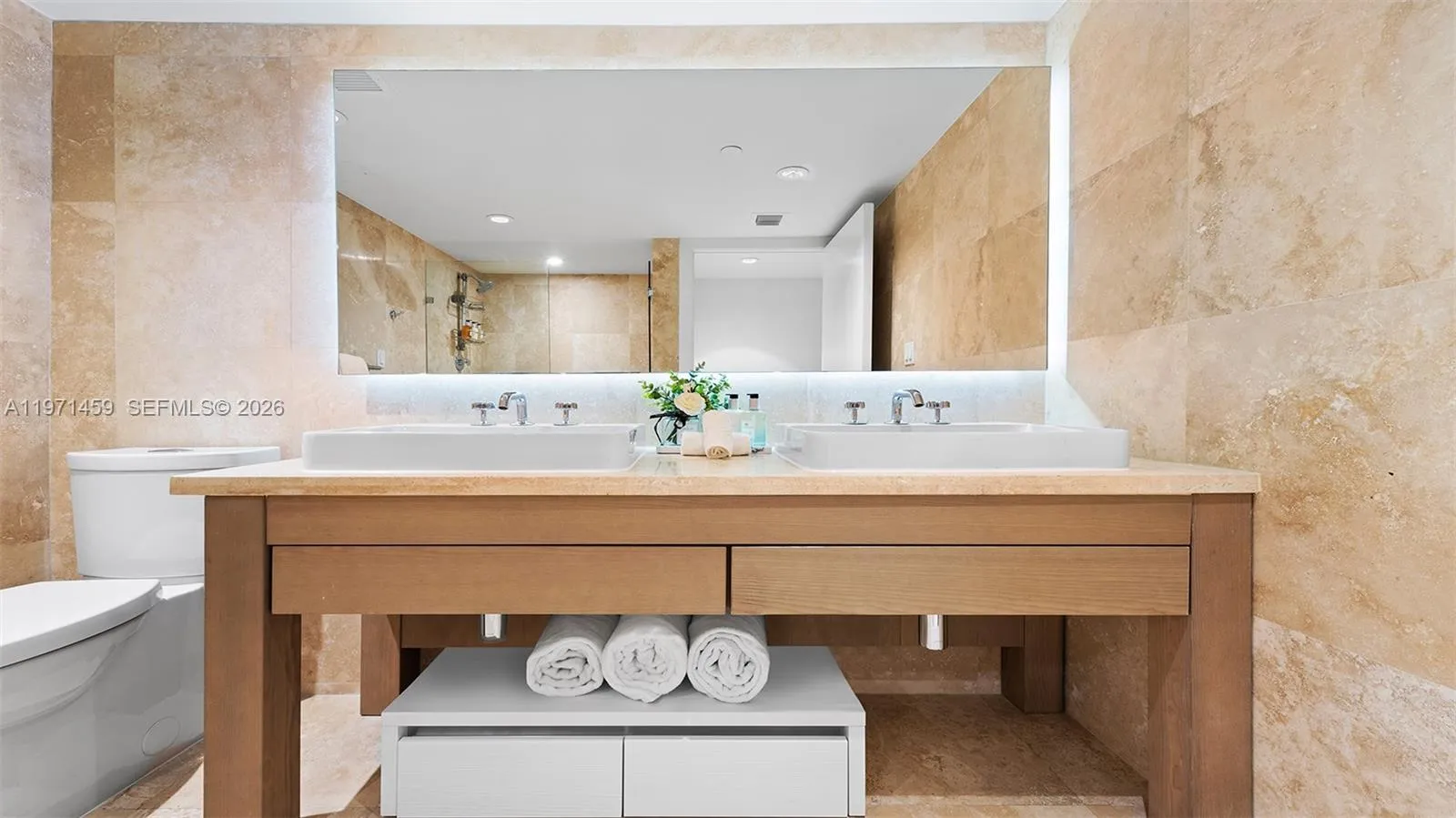 102 24th St 904, Miami Beach, Florida 33139, Miami Beach, Florida 33139, 3 Bedrooms Bedrooms, ,3 BathroomsBathrooms,Residential,For Sale,102 24th St 904, Miami Beach, Florida 33139,A11971459