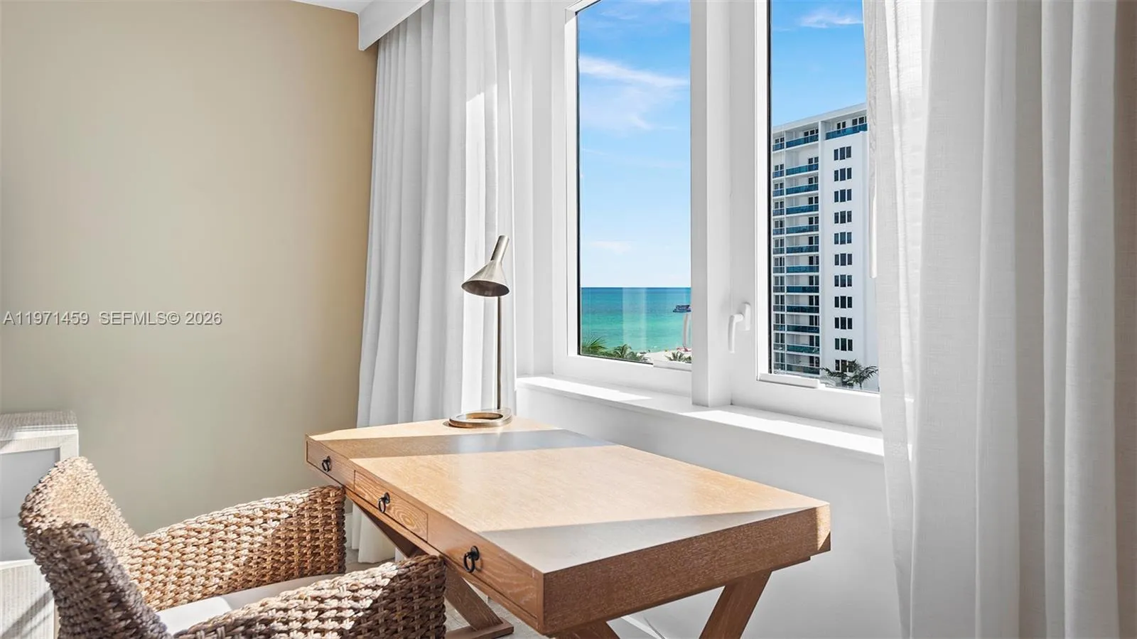 102 24th St 904, Miami Beach, Florida 33139, Miami Beach, Florida 33139, 3 Bedrooms Bedrooms, ,3 BathroomsBathrooms,Residential,For Sale,102 24th St 904, Miami Beach, Florida 33139,A11971459