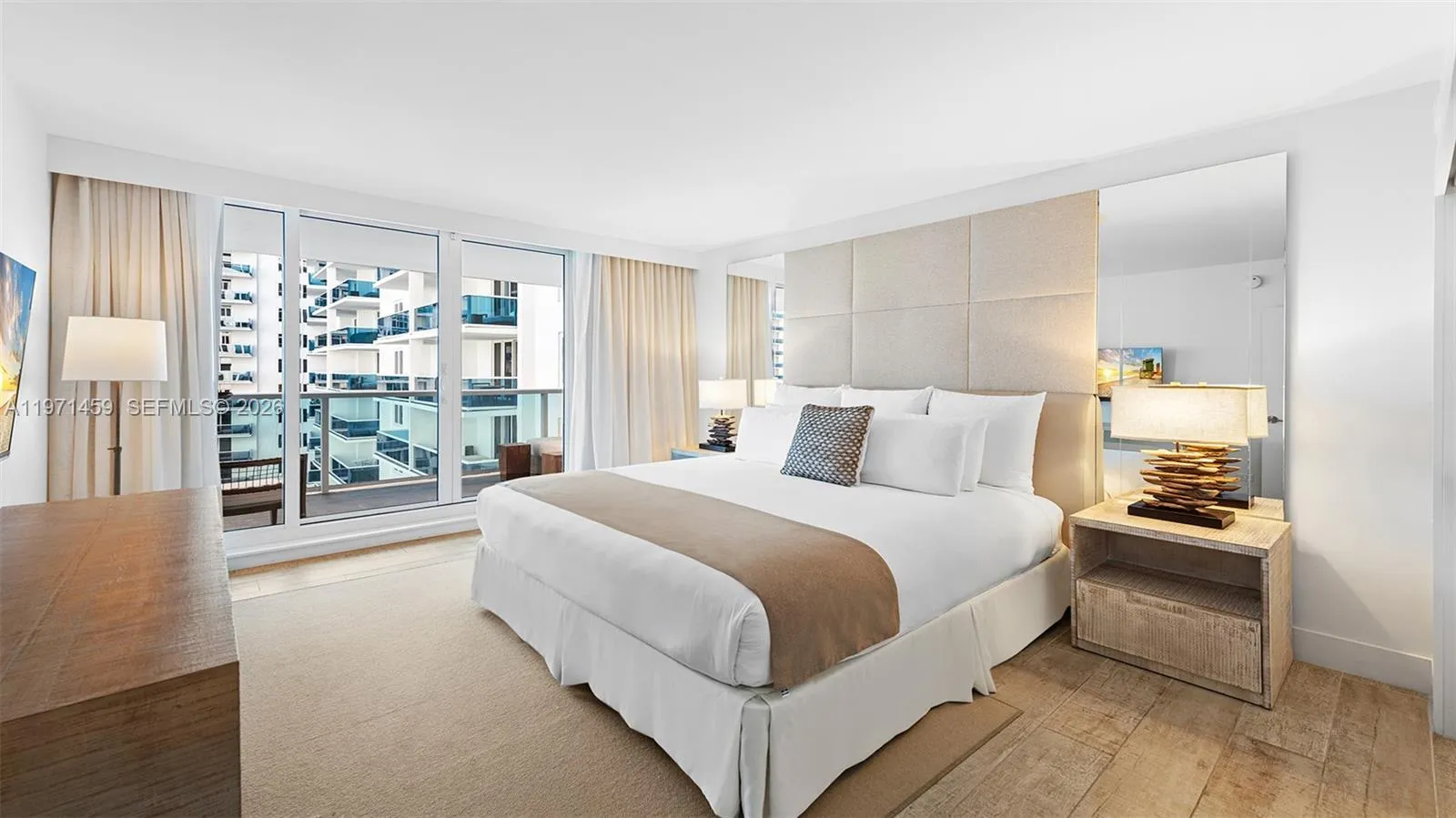 102 24th St 904, Miami Beach, Florida 33139, Miami Beach, Florida 33139, 3 Bedrooms Bedrooms, ,3 BathroomsBathrooms,Residential,For Sale,102 24th St 904, Miami Beach, Florida 33139,A11971459