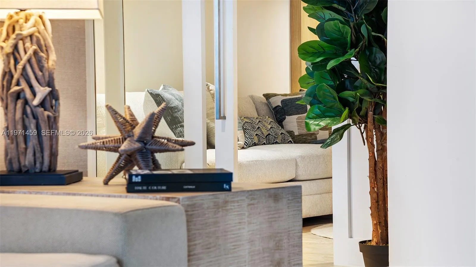 102 24th St 904, Miami Beach, Florida 33139, Miami Beach, Florida 33139, 3 Bedrooms Bedrooms, ,3 BathroomsBathrooms,Residential,For Sale,102 24th St 904, Miami Beach, Florida 33139,A11971459