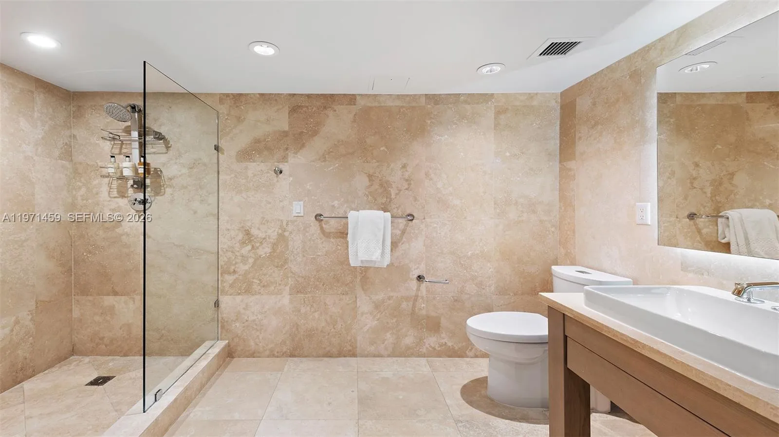 102 24th St 904, Miami Beach, Florida 33139, Miami Beach, Florida 33139, 3 Bedrooms Bedrooms, ,3 BathroomsBathrooms,Residential,For Sale,102 24th St 904, Miami Beach, Florida 33139,A11971459