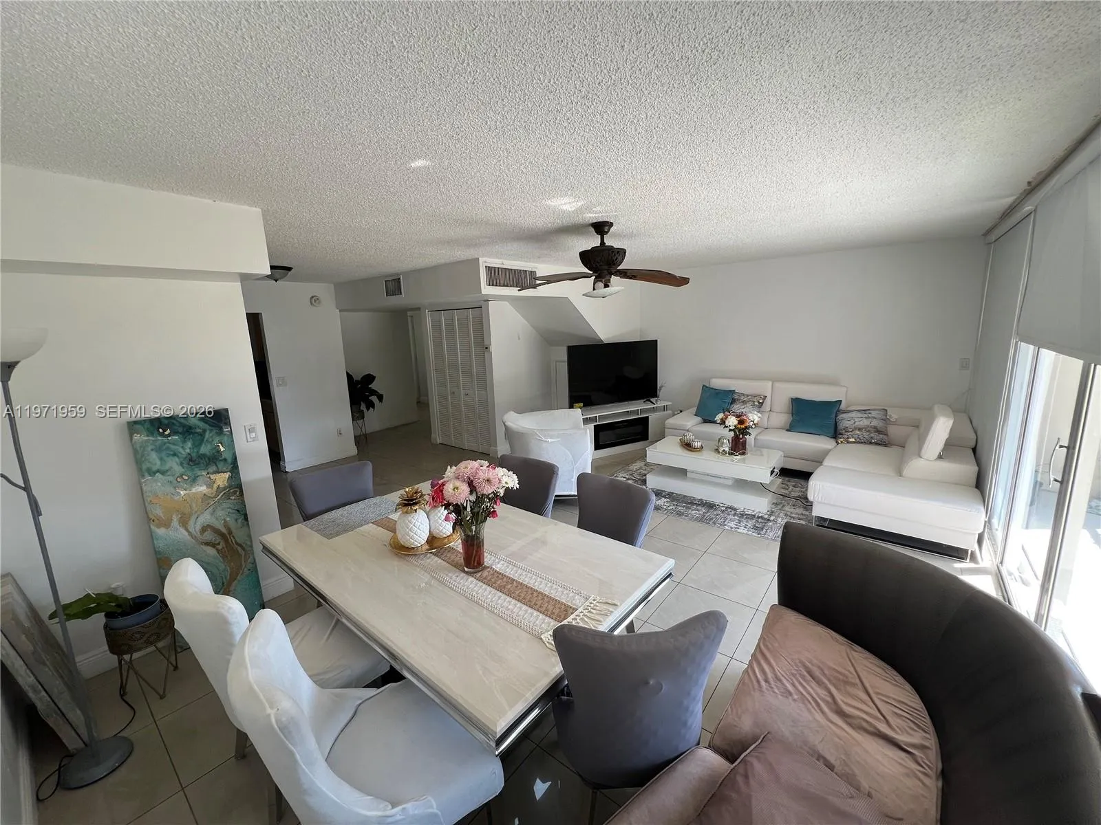 9240 Fontainebleau Blvd 207, Miami, Florida 33172, Miami, Florida 33172, 3 Bedrooms Bedrooms, ,2 BathroomsBathrooms,Residential,For Sale,9240 Fontainebleau Blvd 207, Miami, Florida 33172,A11971959