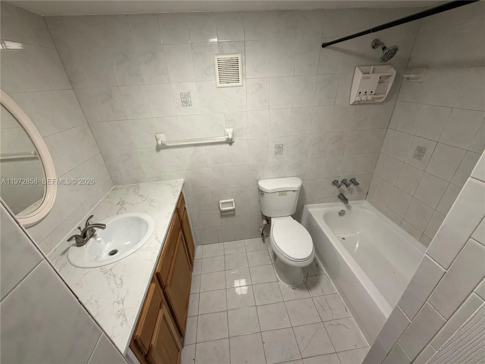 4275 Nw South Tamiami Canal Dr 2-104, Miami, Flori, Miami, Florida 33126, 1 Bedroom Bedrooms, ,1 BathroomBathrooms,Residential Lease,For Rent,4275 Nw South Tamiami Canal Dr 2-104, Miami, Flori,A11972858