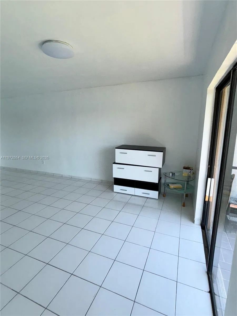 Hialeah, Florida 33016, 2 Bedrooms Bedrooms, ,2 BathroomsBathrooms,Residential Lease,For Rent,A11972864