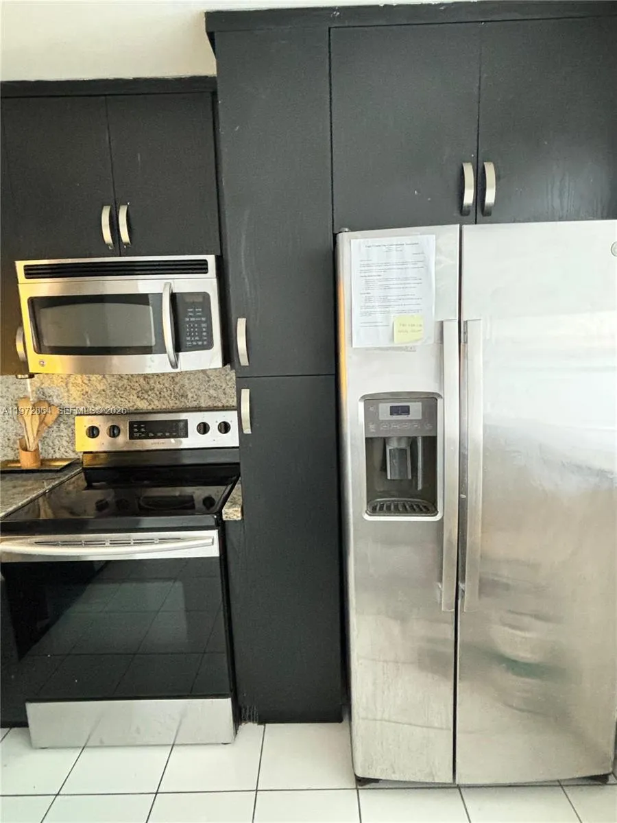Hialeah, Florida 33016, 2 Bedrooms Bedrooms, ,2 BathroomsBathrooms,Residential Lease,For Rent,A11972864