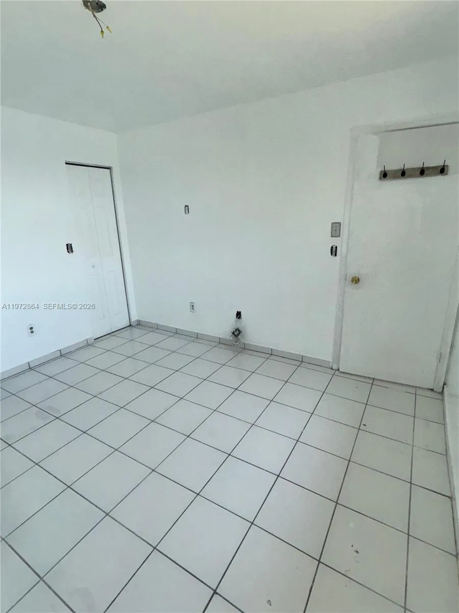 Hialeah, Florida 33016, 2 Bedrooms Bedrooms, ,2 BathroomsBathrooms,Residential Lease,For Rent,A11972864