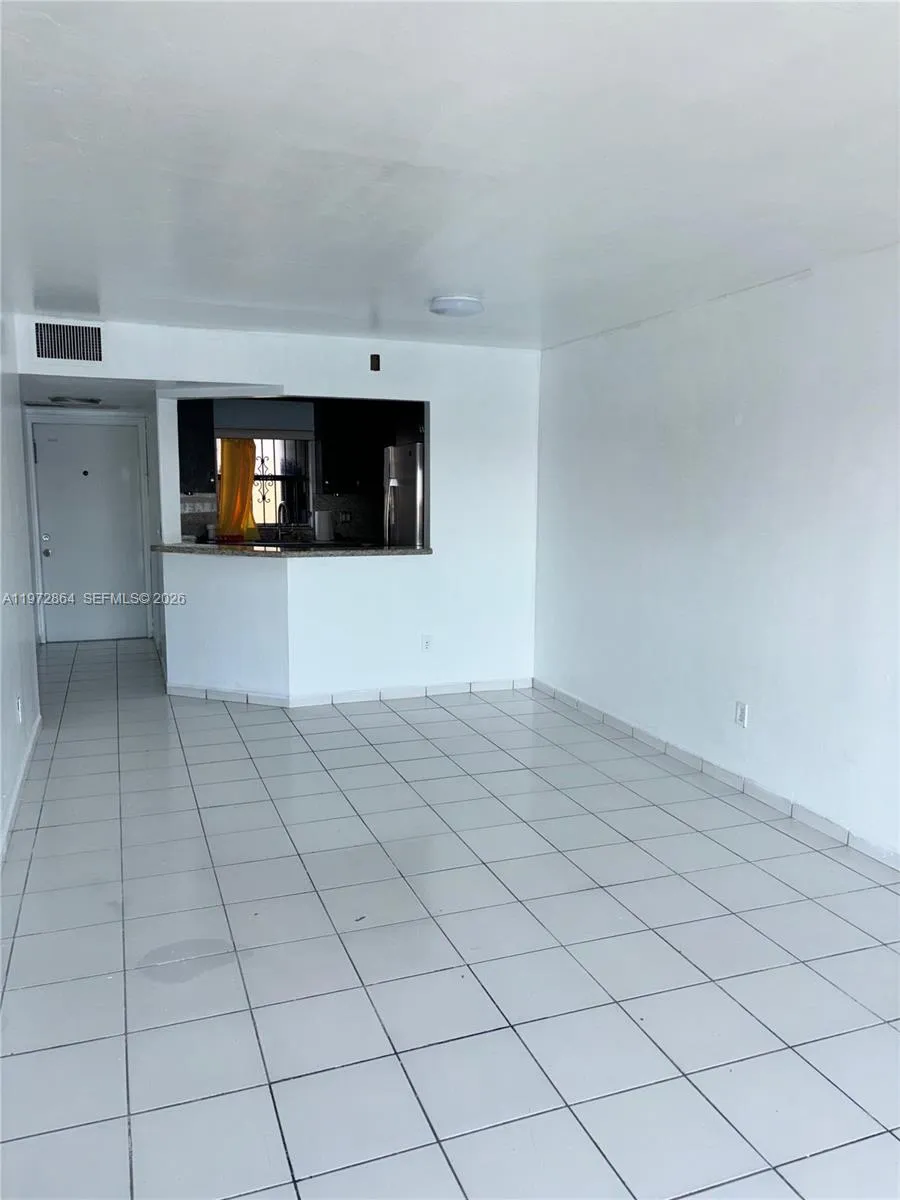 Hialeah, Florida 33016, 2 Bedrooms Bedrooms, ,2 BathroomsBathrooms,Residential Lease,For Rent,A11972864