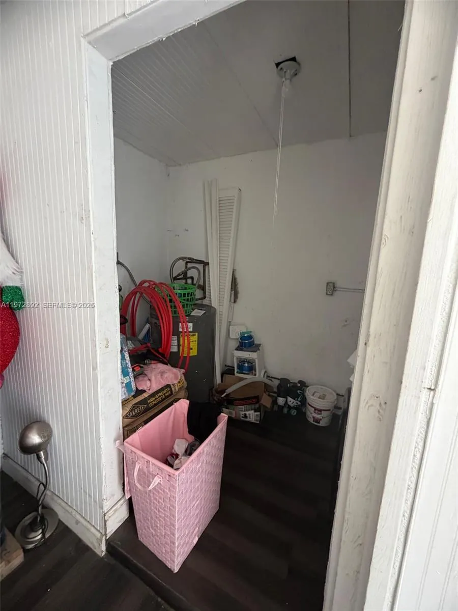 331 Nw 39th Ave 1, Lauderhill, Florida 33311, Lauderhill, Florida 33311, 4 Bedrooms Bedrooms, ,1 BathroomBathrooms,Residential Lease,For Rent,331 Nw 39th Ave 1, Lauderhill, Florida 33311,A11972892