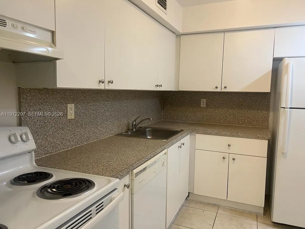 1805 Sans Souci Blvd 429, North Miami, Florida 331, North Miami, Florida 33181, 1 Bedroom Bedrooms, ,1 BathroomBathrooms,Residential Lease,For Rent,1805 Sans Souci Blvd 429, North Miami, Florida 331,A11972207