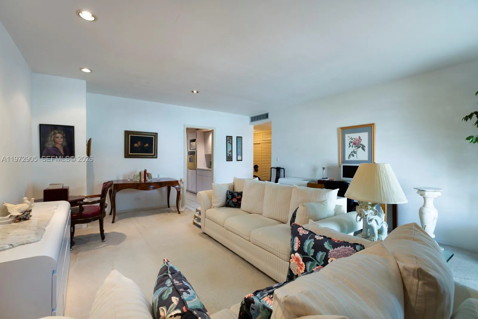 1408 Brickell Bay Dr 414, Miami, Florida 33131, Miami, Florida 33131, 1 Bedroom Bedrooms, ,1 BathroomBathrooms,Residential,For Sale,1408 Brickell Bay Dr 414, Miami, Florida 33131,A11972905 1408 Brickell Bay Dr 414, Miami, Florida 33131, Miami, Florida 33131, 1 Bedroom Bedrooms, ,1 BathroomBathrooms,Residential,For Sale,1408 Brickell Bay Dr 414, Miami, Florida 33131,A11972905