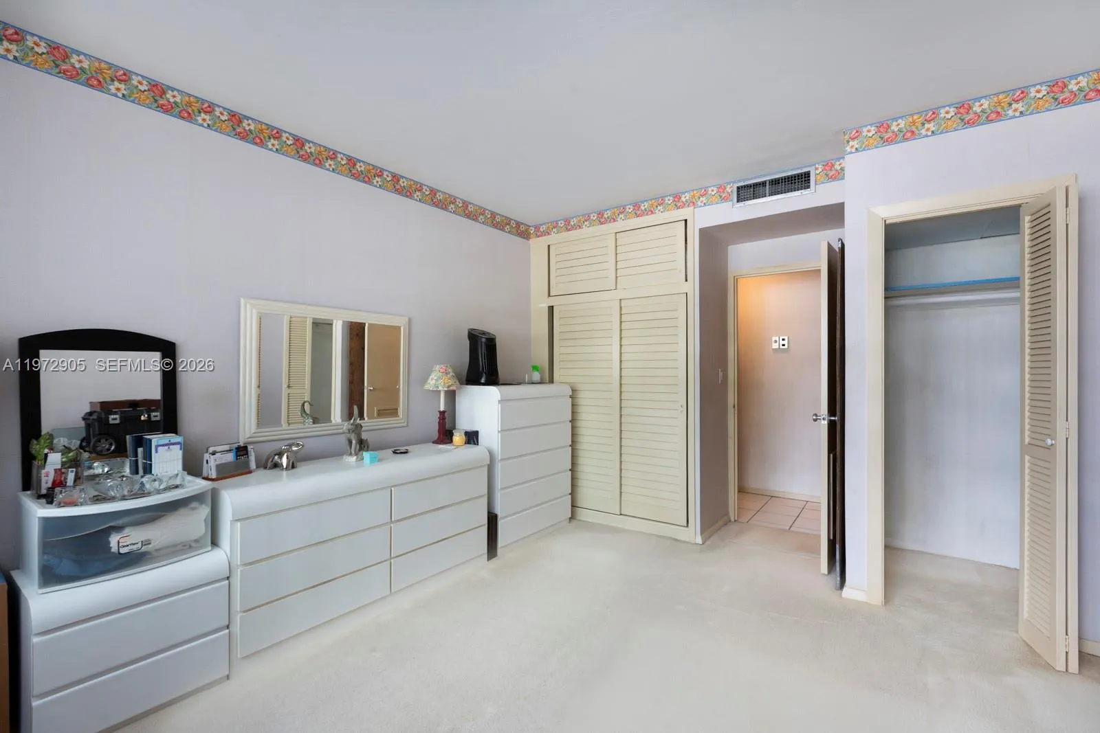 1408 Brickell Bay Dr 414, Miami, Florida 33131, Miami, Florida 33131, 1 Bedroom Bedrooms, ,1 BathroomBathrooms,Residential,For Sale,1408 Brickell Bay Dr 414, Miami, Florida 33131,A11972905