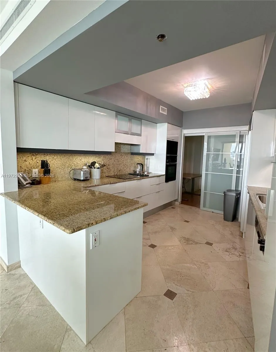 1455 Ocean Dr 1211, Miami Beach, Florida 33139, Miami Beach, Florida 33139, 1 Bedroom Bedrooms, ,2 BathroomsBathrooms,Residential Lease,For Rent,1455 Ocean Dr 1211, Miami Beach, Florida 33139,A11972955