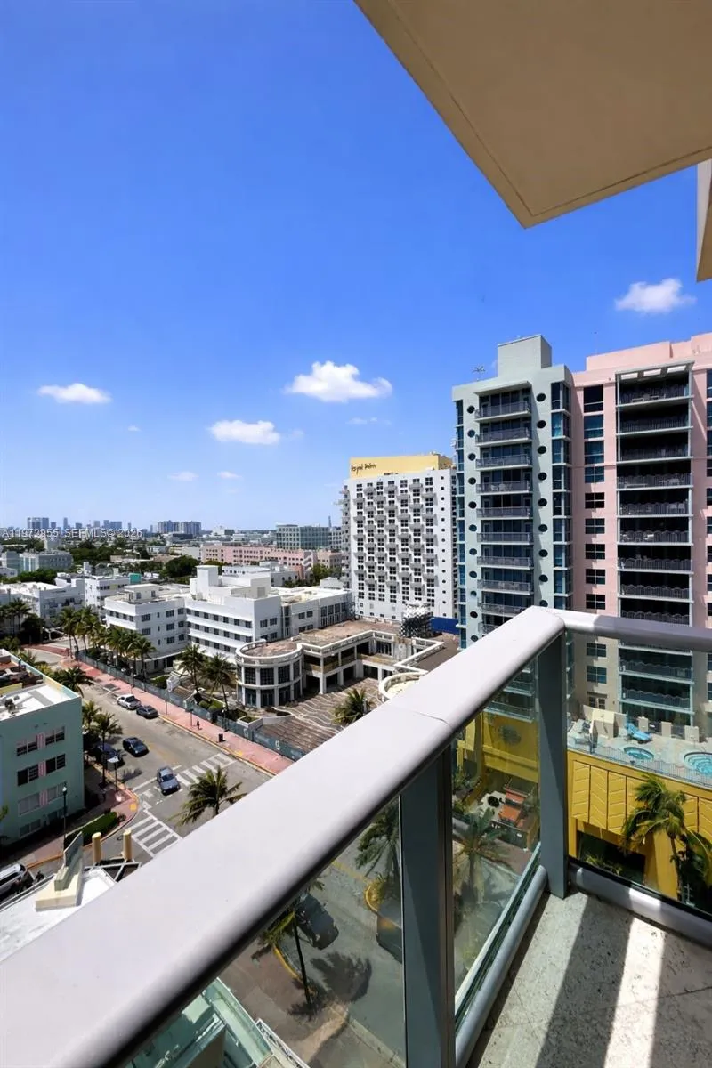 1455 Ocean Dr 1211, Miami Beach, Florida 33139, Miami Beach, Florida 33139, 1 Bedroom Bedrooms, ,2 BathroomsBathrooms,Residential Lease,For Rent,1455 Ocean Dr 1211, Miami Beach, Florida 33139,A11972955