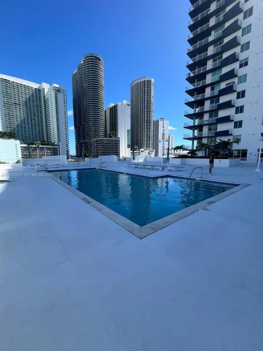 275 Ne 18th St 810, Miami, Florida 33132, Miami, Florida 33132, 2 Bedrooms Bedrooms, ,2 BathroomsBathrooms,Residential Lease,For Rent,275 Ne 18th St 810, Miami, Florida 33132,A11972950