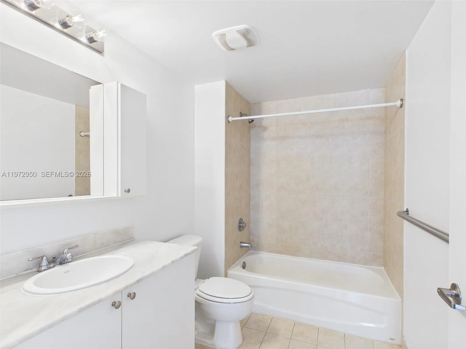 275 Ne 18th St 810, Miami, Florida 33132, Miami, Florida 33132, 2 Bedrooms Bedrooms, ,2 BathroomsBathrooms,Residential Lease,For Rent,275 Ne 18th St 810, Miami, Florida 33132,A11972950