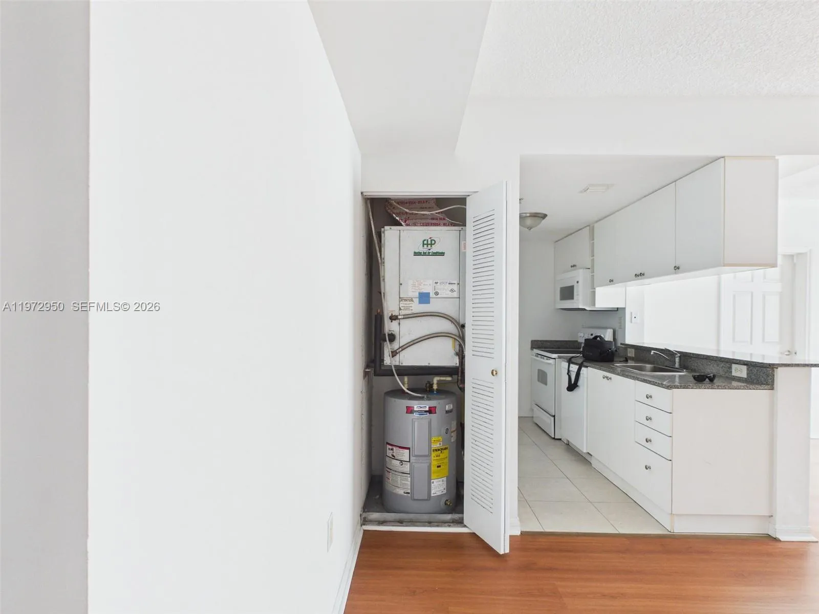 275 Ne 18th St 810, Miami, Florida 33132, Miami, Florida 33132, 2 Bedrooms Bedrooms, ,2 BathroomsBathrooms,Residential Lease,For Rent,275 Ne 18th St 810, Miami, Florida 33132,A11972950