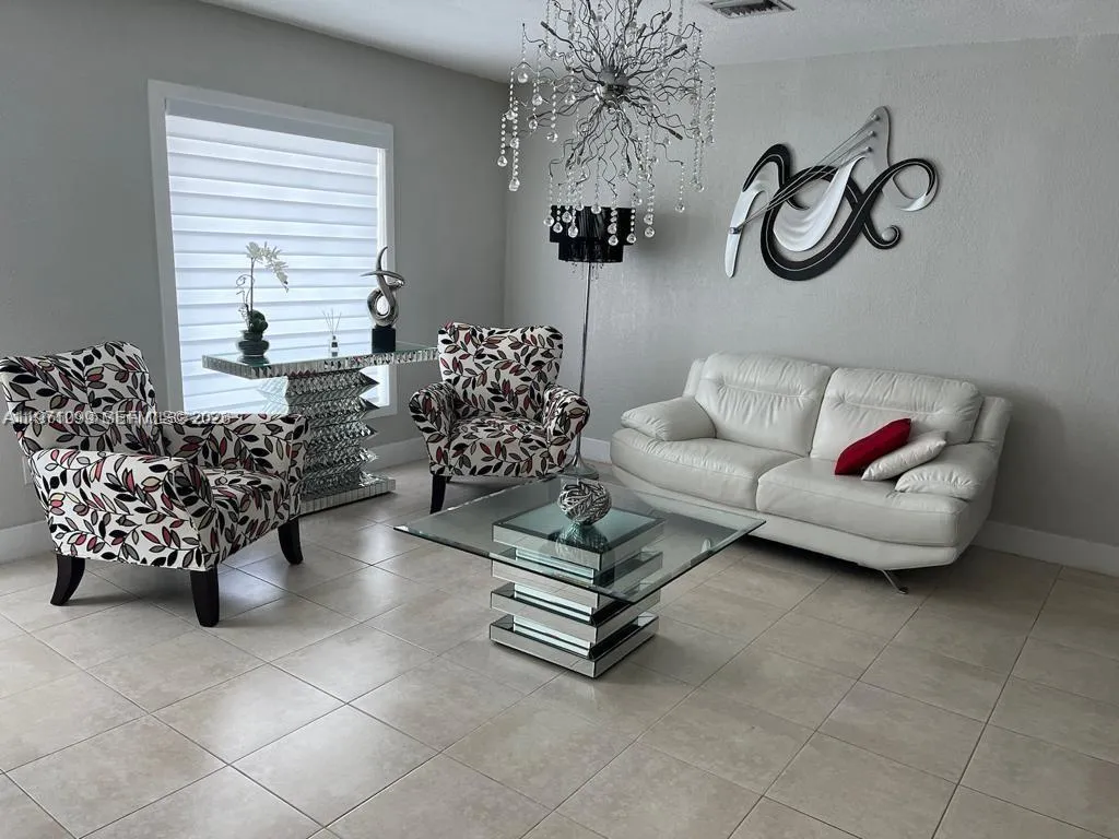 12770 Sw 18th St Null, Miami, Florida 33175, Miami, Florida 33175, 3 Bedrooms Bedrooms, ,2 BathroomsBathrooms,Residential Lease,For Rent,12770 Sw 18th St Null, Miami, Florida 33175,A11971099