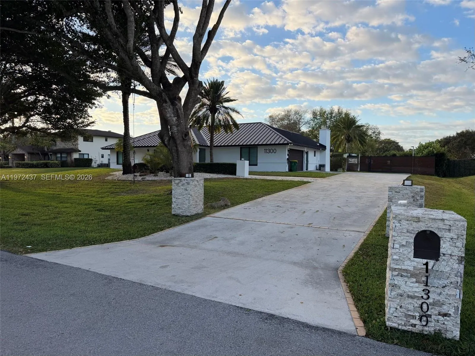 11300 Nw 5th St, Plantation, Florida 33325, Plantation, Florida 33325, 4 Bedrooms Bedrooms, ,3 BathroomsBathrooms,Residential,For Sale,11300 Nw 5th St, Plantation, Florida 33325,A11972437