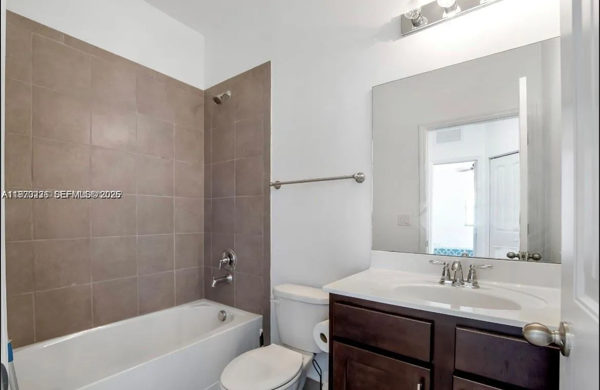 3327 Nw 10th Ave, Pompano Beach, Florida 33064, Pompano Beach, Florida 33064, 3 Bedrooms Bedrooms, ,2 BathroomsBathrooms,Residential,For Sale,3327 Nw 10th Ave, Pompano Beach, Florida 33064,A11970236