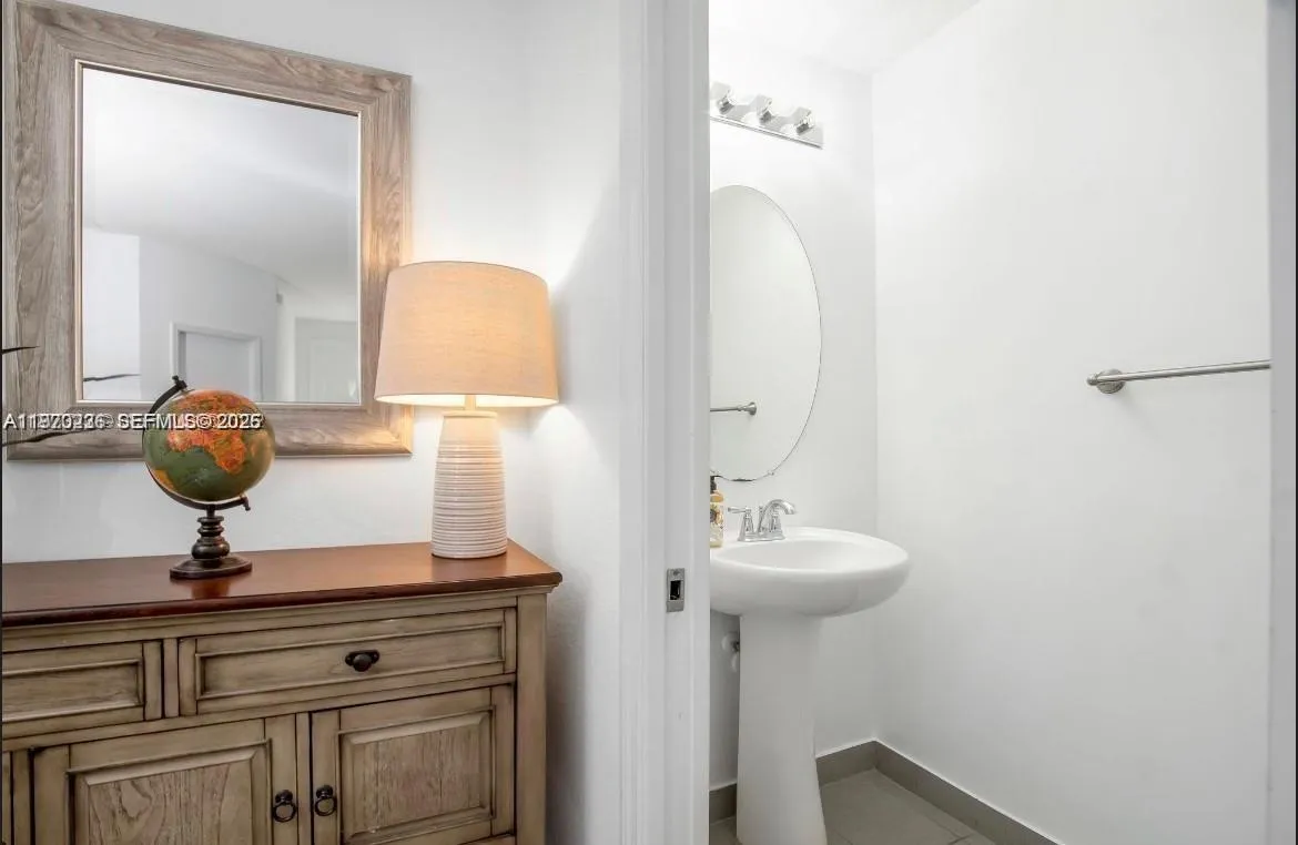 3327 Nw 10th Ave, Pompano Beach, Florida 33064, Pompano Beach, Florida 33064, 3 Bedrooms Bedrooms, ,2 BathroomsBathrooms,Residential,For Sale,3327 Nw 10th Ave, Pompano Beach, Florida 33064,A11970236