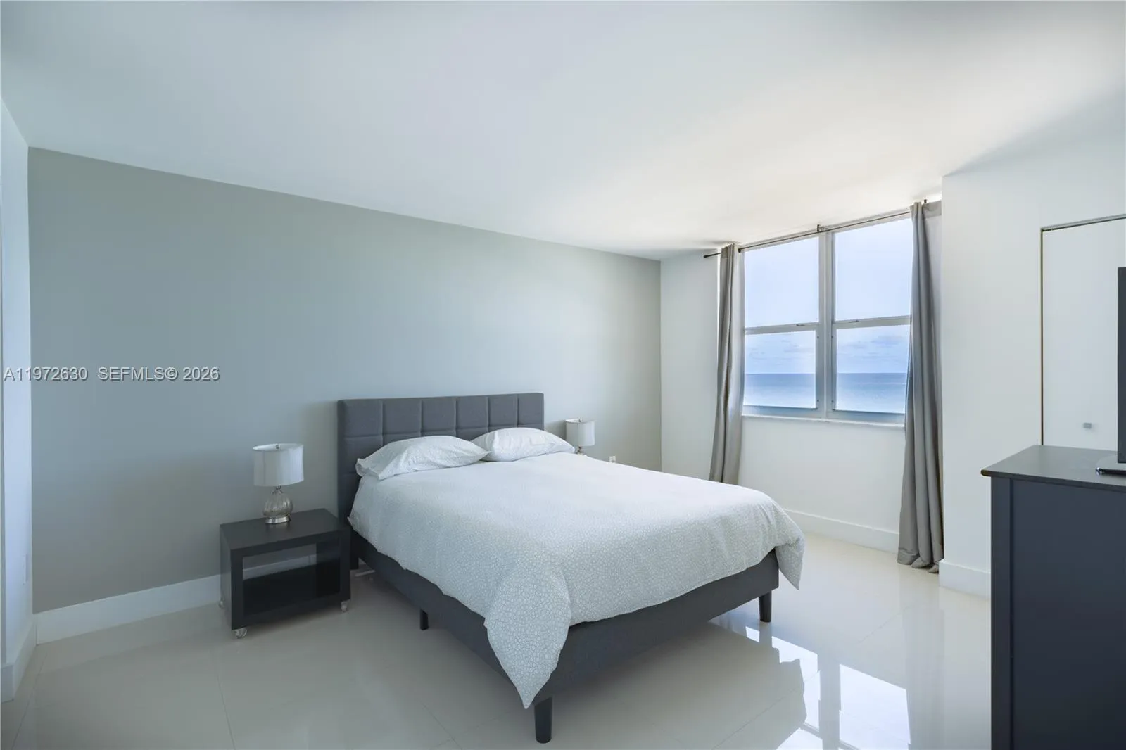 5701 Collins Ave 1204, Miami Beach, Florida 33140, Miami Beach, Florida 33140, 1 Bedroom Bedrooms, ,2 BathroomsBathrooms,Residential Lease,For Rent,5701 Collins Ave 1204, Miami Beach, Florida 33140,A11972630