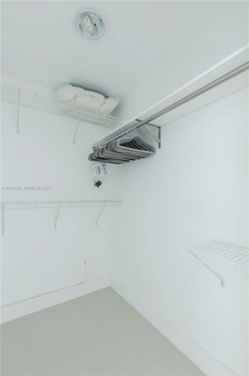 5701 Collins Ave 1204, Miami Beach, Florida 33140, Miami Beach, Florida 33140, 1 Bedroom Bedrooms, ,2 BathroomsBathrooms,Residential Lease,For Rent,5701 Collins Ave 1204, Miami Beach, Florida 33140,A11972630