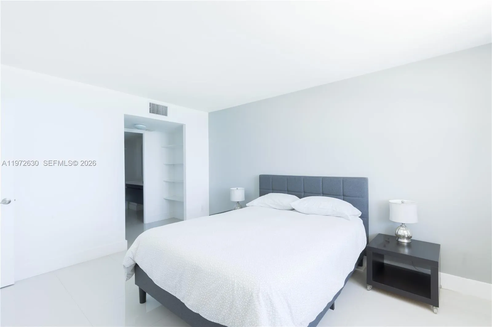 5701 Collins Ave 1204, Miami Beach, Florida 33140, Miami Beach, Florida 33140, 1 Bedroom Bedrooms, ,2 BathroomsBathrooms,Residential Lease,For Rent,5701 Collins Ave 1204, Miami Beach, Florida 33140,A11972630