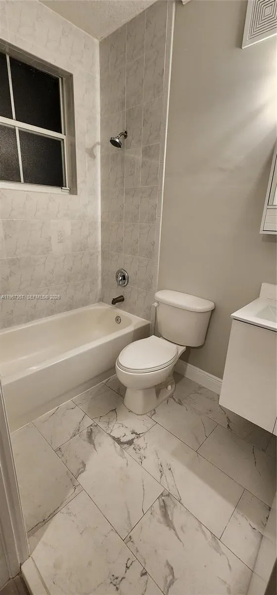Miami Lakes, Florida 33016, 3 Bedrooms Bedrooms, ,2 BathroomsBathrooms,Residential Lease,For Rent,A11967357