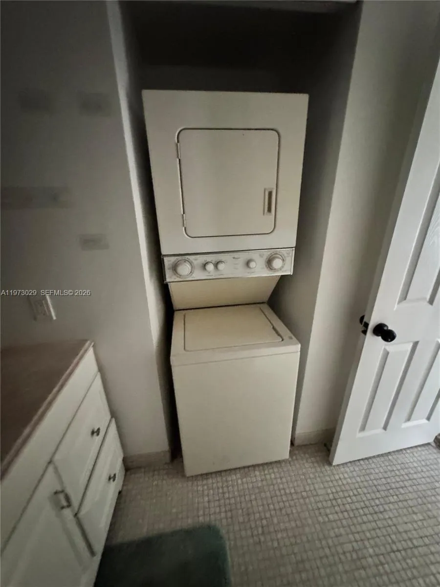 4241 Nw 19th St 170, Lauderhill, Florida 33313, Lauderhill, Florida 33313, 2 Bedrooms Bedrooms, ,2 BathroomsBathrooms,Residential Lease,For Rent,4241 Nw 19th St 170, Lauderhill, Florida 33313,A11973029