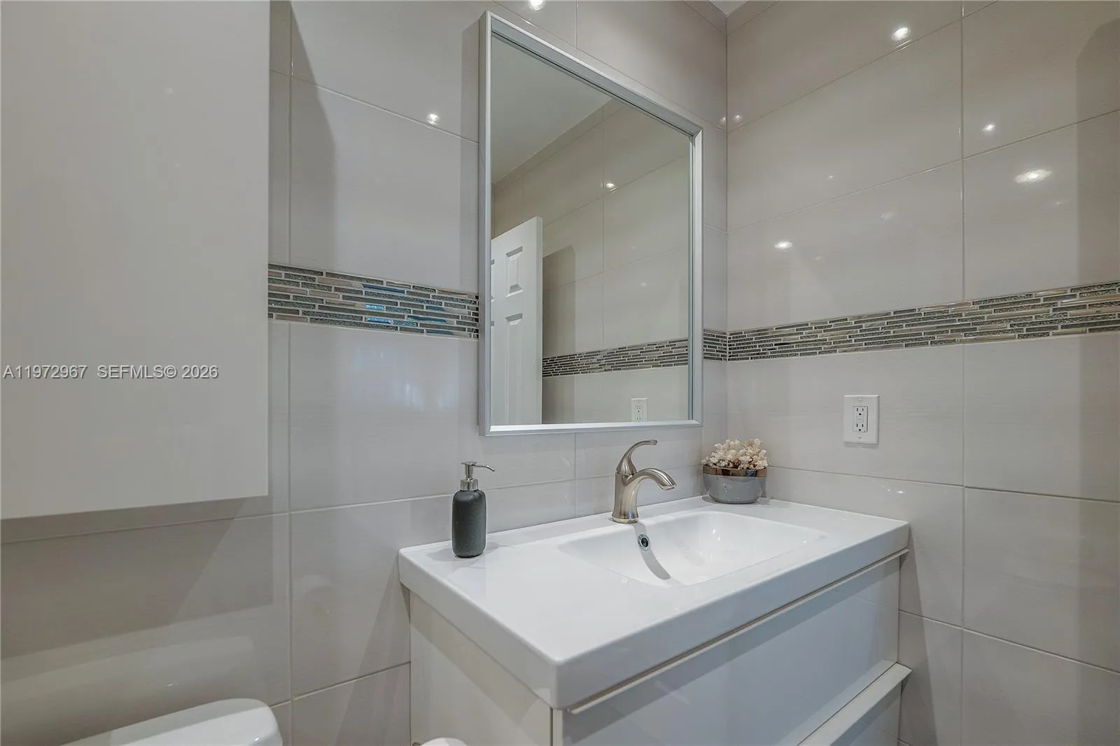 5171 W Oakland Park Blvd 309, Lauderdale Lakes, Fl, Lauderdale Lakes, Florida 33313, 2 Bedrooms Bedrooms, ,2 BathroomsBathrooms,Residential,For Sale,5171 W Oakland Park Blvd 309, Lauderdale Lakes, Fl,A11972967