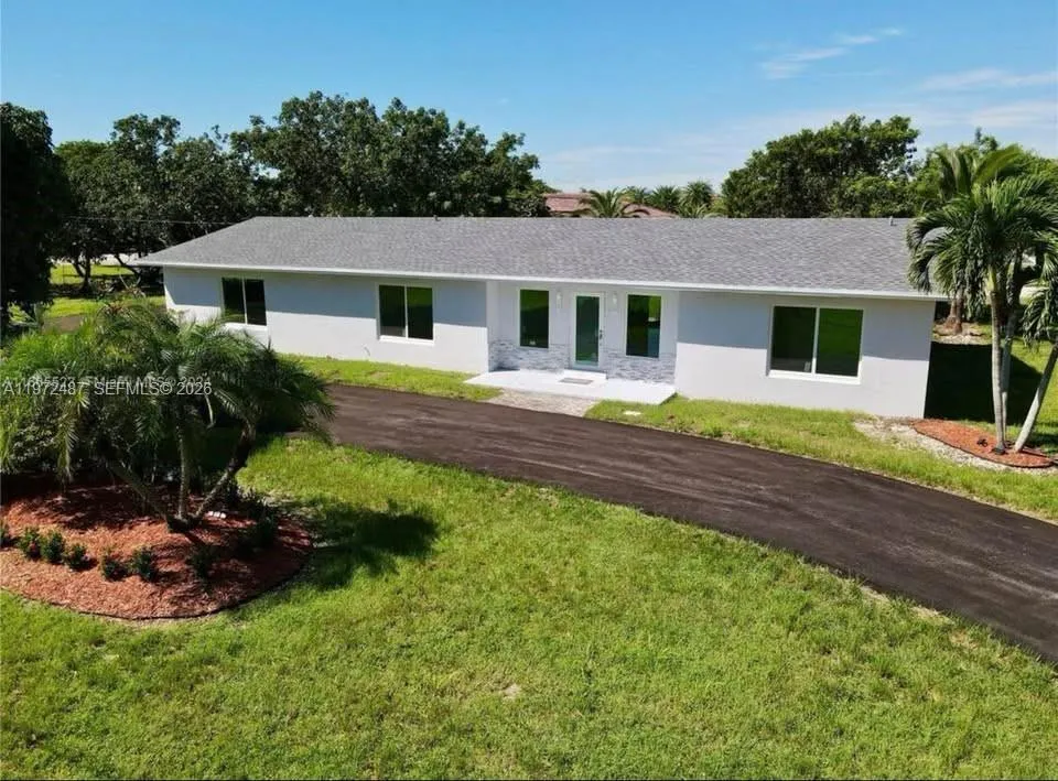27501 Sw 162nd Ct, Homestead, Florida 33031, Homestead, Florida 33031, 3 Bedrooms Bedrooms, ,2 BathroomsBathrooms,Residential,For Sale,27501 Sw 162nd Ct, Homestead, Florida 33031,A11972487