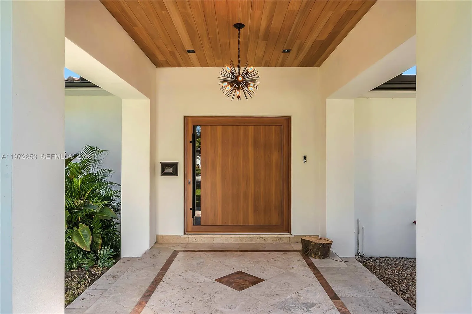 1424 Algardi Ave, Coral Gables, Florida 33146, Coral Gables, Florida 33146, 3 Bedrooms Bedrooms, ,3 BathroomsBathrooms,Residential,For Sale,1424 Algardi Ave, Coral Gables, Florida 33146,A11972853