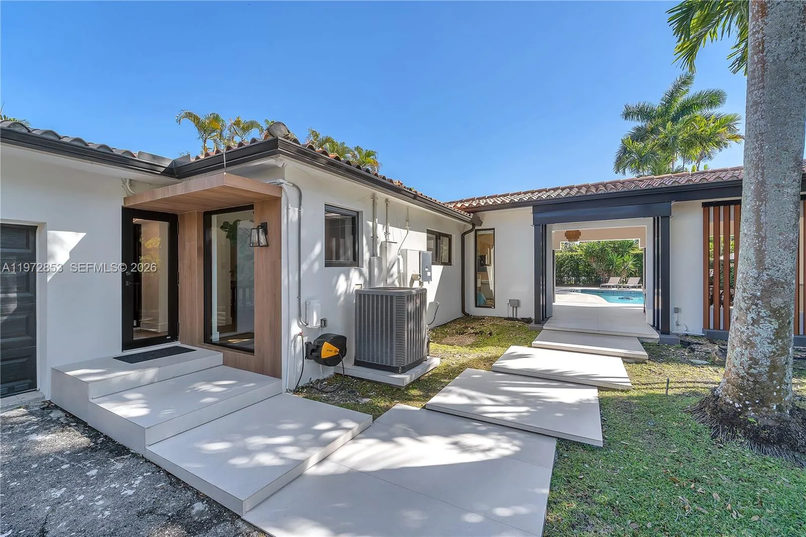 1424 Algardi Ave, Coral Gables, Florida 33146, Coral Gables, Florida 33146, 3 Bedrooms Bedrooms, ,3 BathroomsBathrooms,Residential,For Sale,1424 Algardi Ave, Coral Gables, Florida 33146,A11972853