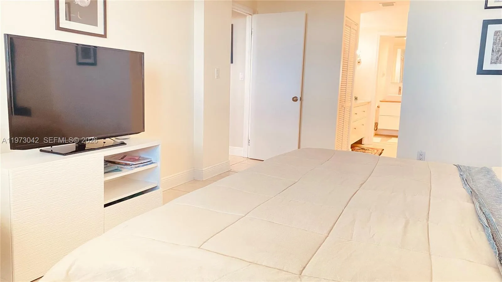 177 Ocean Lane Dr 1008, Key Biscayne, Florida 3314, Key Biscayne, Florida 33149, 2 Bedrooms Bedrooms, ,2 BathroomsBathrooms,Residential Lease,For Rent,177 Ocean Lane Dr 1008, Key Biscayne, Florida 3314,A11973042