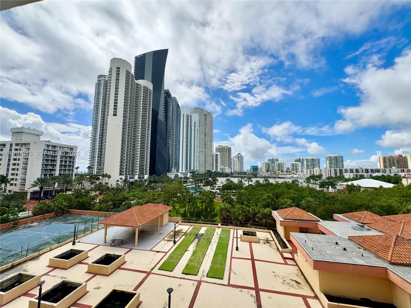 210 174th St 907, Sunny Isles Beach, Florida 33160, Sunny Isles Beach, Florida 33160, 2 Bedrooms Bedrooms, ,2 BathroomsBathrooms,Residential Lease,For Rent,210 174th St 907, Sunny Isles Beach, Florida 33160,A11973043