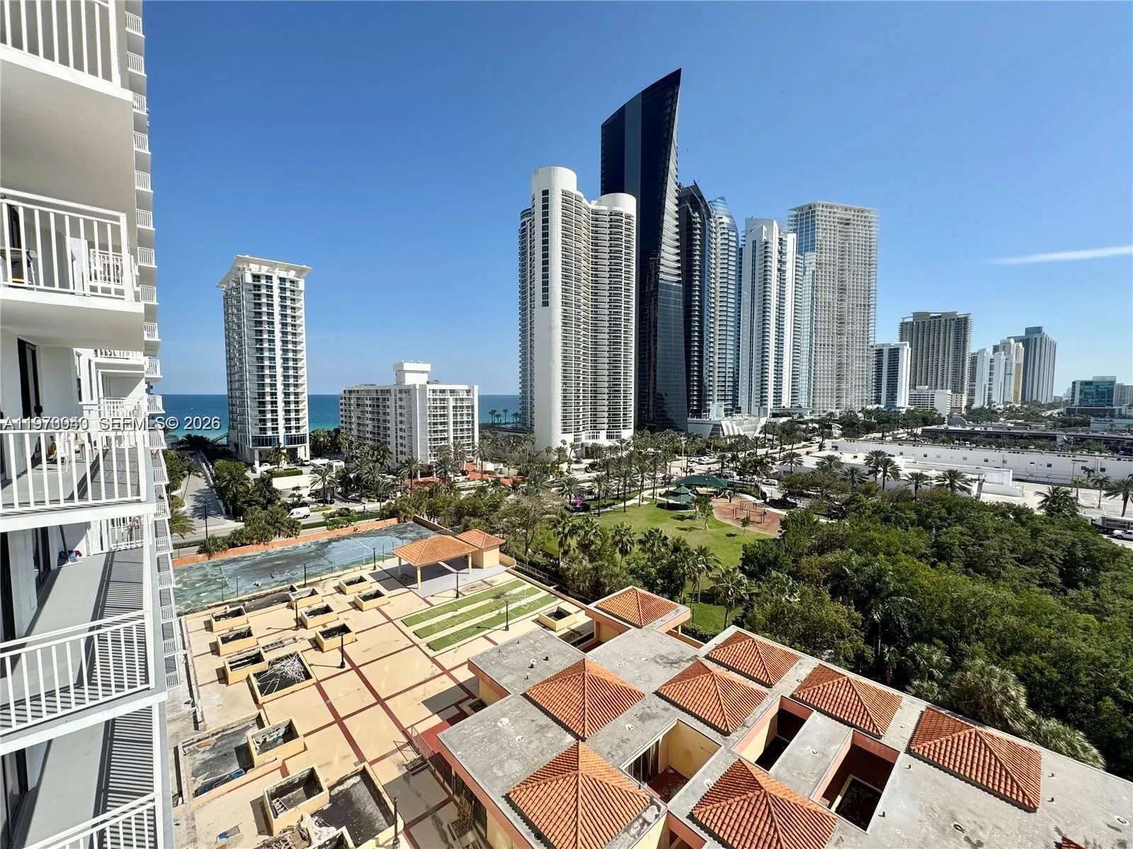 210 174th St 907, Sunny Isles Beach, Florida 33160, Sunny Isles Beach, Florida 33160, 2 Bedrooms Bedrooms, ,2 BathroomsBathrooms,Residential Lease,For Rent,210 174th St 907, Sunny Isles Beach, Florida 33160,A11973043